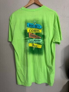 Buc-ee's Hill Country Texas River Tour Tee Size Large